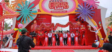 CIRCUS LAND GRAND OPENING